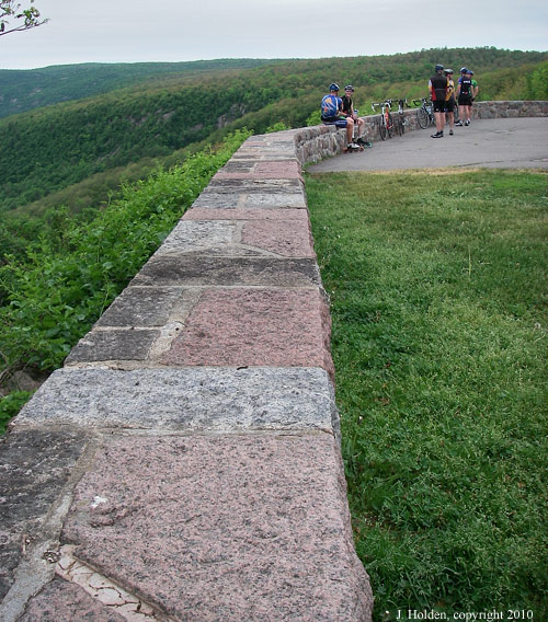 Alcatel Sunday, Champlain Lookout