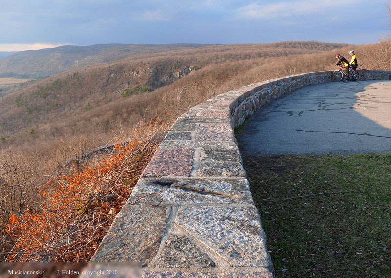 Champlain Lookout, cyclists in mid November